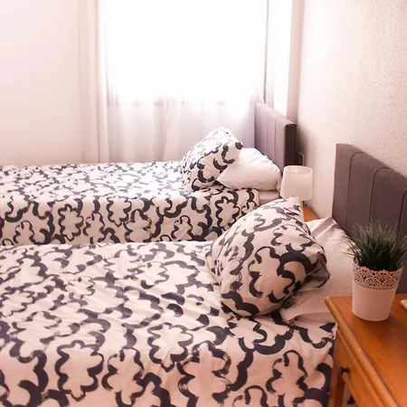 Semesterbostad La Perla House