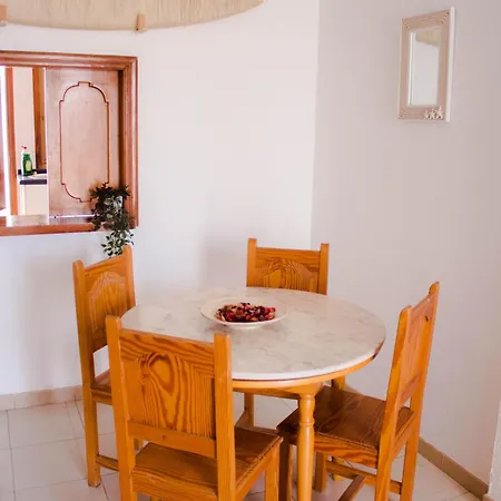 Semesterbostad La Perla House *